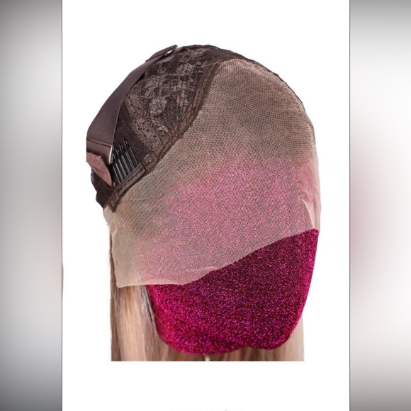 Chelsey Smith crowns Apricot blend Phaedra long wig lace front - Picture 6 of 8